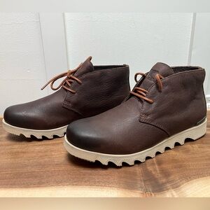 Sz 9.5 SOREL men’s Kezar Chukka WP Waterproof Boot